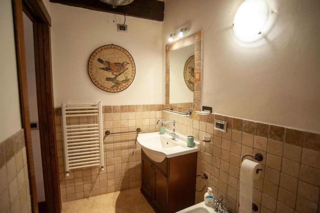 Casa Dell'Oliveto "Parcheggio Gratuito" Apartamento Narni Exterior foto