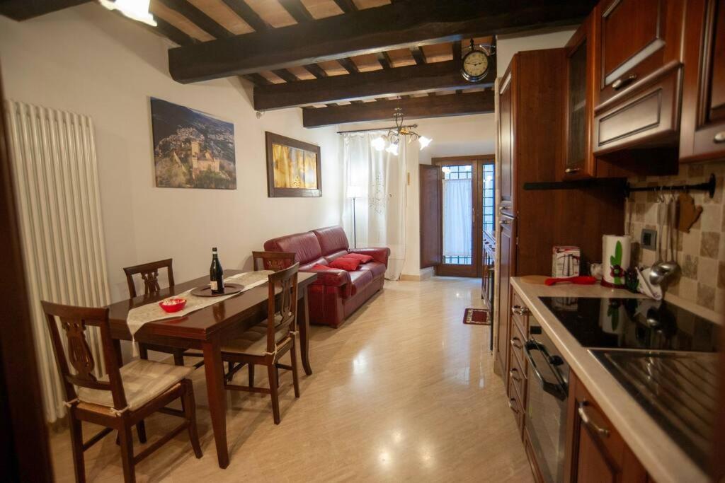 Casa Dell'Oliveto "Parcheggio Gratuito" Apartamento Narni Exterior foto