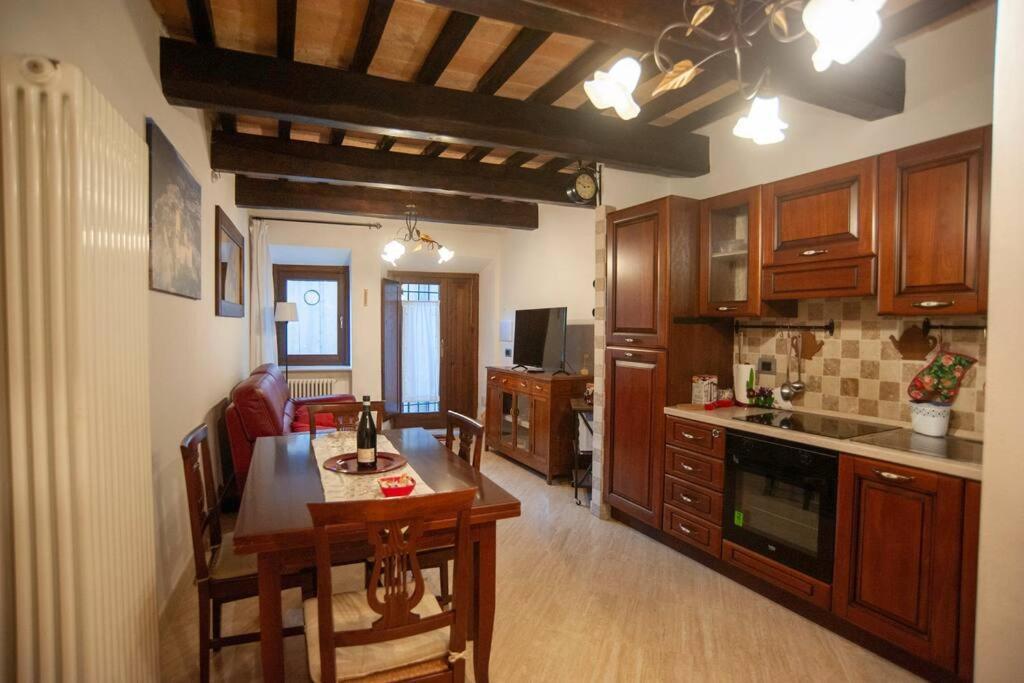 Casa Dell'Oliveto "Parcheggio Gratuito" Apartamento Narni Exterior foto