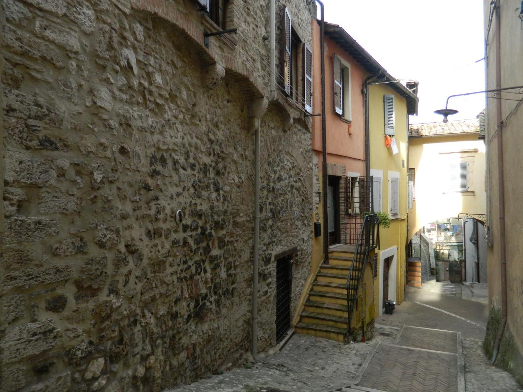Casa Dell'Oliveto "Parcheggio Gratuito" Apartamento Narni Exterior foto